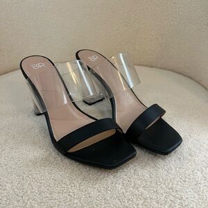 Black block heel